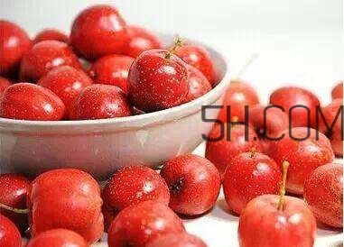 臨產(chǎn)前可以吃山楂嗎？臨產(chǎn)前吃什么有助于順產(chǎn)？