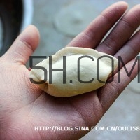 餃子和面用熱水還是冷水？餃子和面要醒多長時間？