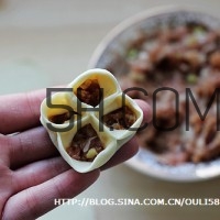餃子和面用熱水還是冷水？餃子和面要醒多長時間？