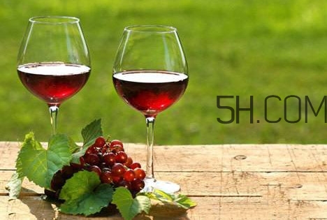 葡萄酒是不是時(shí)間越長(zhǎng)越好？葡萄酒是甜的嗎