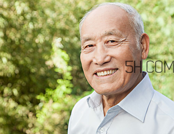肺結(jié)核跟乙肝哪個嚴(yán)重？肺結(jié)核會轉(zhuǎn)化為肺癌嗎？