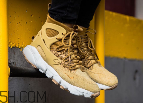 nike air footscape mid小麥配色上腳效果怎么樣？