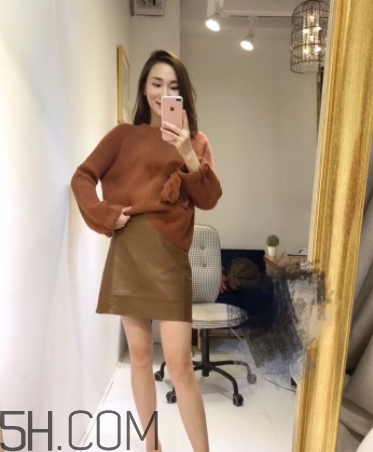 焦糖色毛衣配什么外套？焦糖色毛衣配什么顏色外套好看
