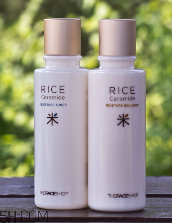 菲詩(shī)小鋪水乳怎么樣？菲詩(shī)小鋪水乳哪個(gè)好用？