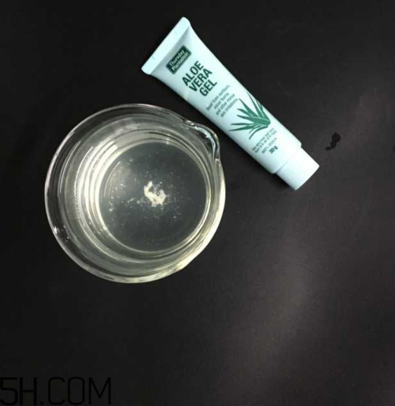 昭貴蘆薈凝膠汁怎么樣？昭貴蘆薈膠和完美蘆薈膠哪個好？