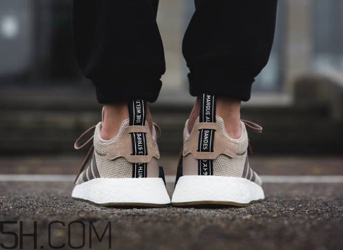 adidas nmd r2 trace khaki上腳效果怎么樣？