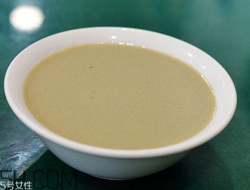 豆汁兒是什么做的？豆汁兒是什么味道