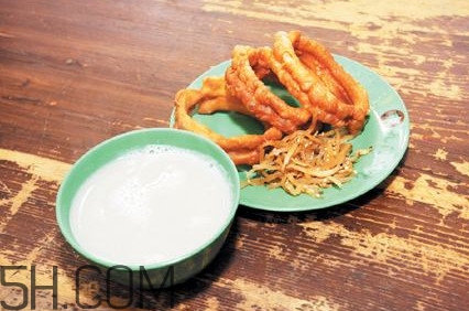 豆汁和螃蟹能一起吃嗎？豆汁和雞蛋能一起吃嗎