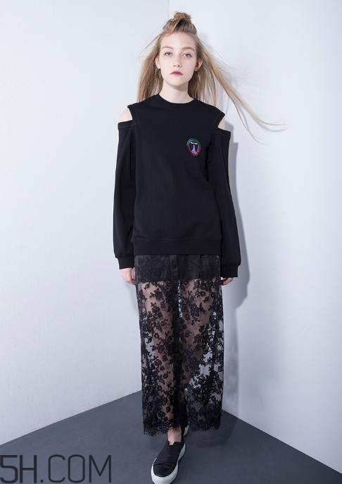 地素衣服適合什么人？地素衣服的質(zhì)量怎么樣？