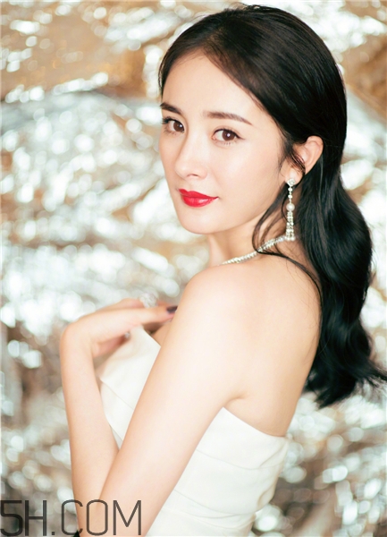 黃褐斑為什么冬輕夏重？黃褐斑為什么是對(duì)稱的？