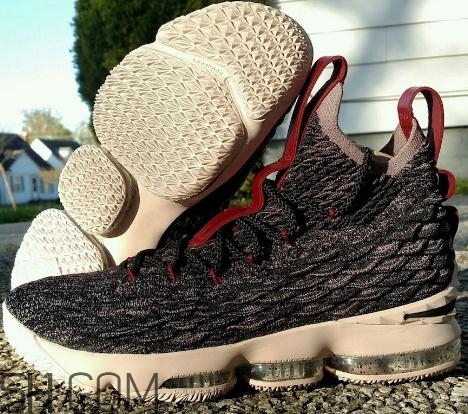nike lebron 15 pride of ohio俄亥俄的驕傲什么時(shí)候發(fā)售？