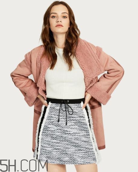 ur的衣服怎么樣？ur的衣服可以退嗎？