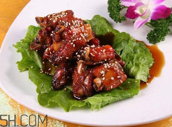 糖醋排骨怎樣做肉不硬？產(chǎn)婦能不能吃糖醋排骨