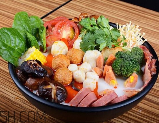 關(guān)東煮利潤高嗎？關(guān)東煮和麻辣燙的區(qū)別