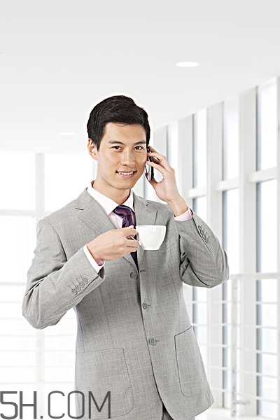 膽結(jié)石跟便秘有關(guān)系嗎？膽結(jié)石跟腸胃有關(guān)系嗎？