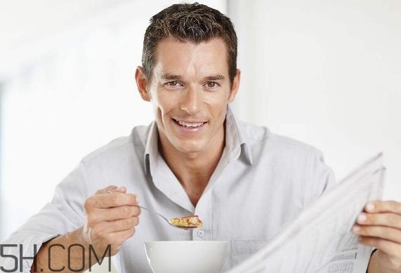 肺氣腫可以吃西洋參嗎？肺氣腫可以吃三七粉嗎？
