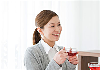肺氣腫會(huì)引起胸痛嗎？肺氣腫會(huì)引起腳腫嗎？