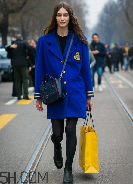 肩窄的女生穿什么大衣？適合肩窄女生的大衣款式