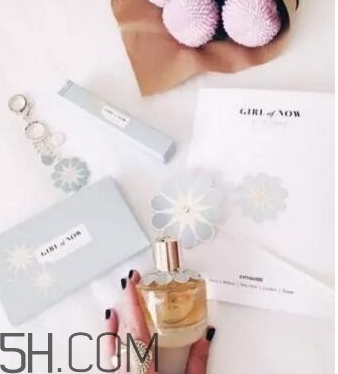 elie saab girl of now香水怎么樣？girl of now香水好聞嗎
