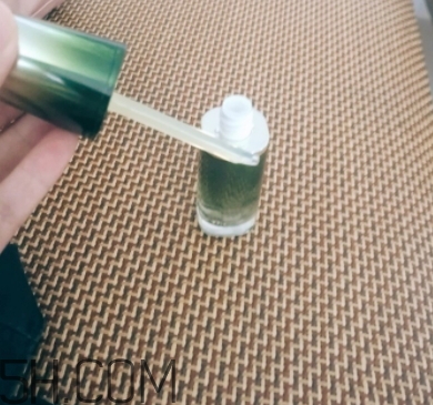 百雀羚肌初賦活系列怎么樣？百雀羚肌初賦活系列適合年齡