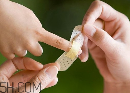 創(chuàng)可貼的用處是什么？創(chuàng)可貼哪些傷口能用