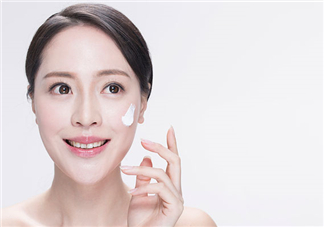青春痘會長在頭皮上嗎？青春痘會長在屁股上嗎？