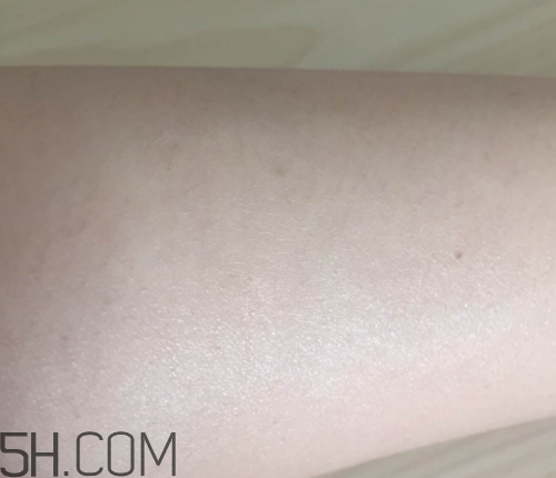 初之印修容氣墊CC霜怎么樣？多少錢？