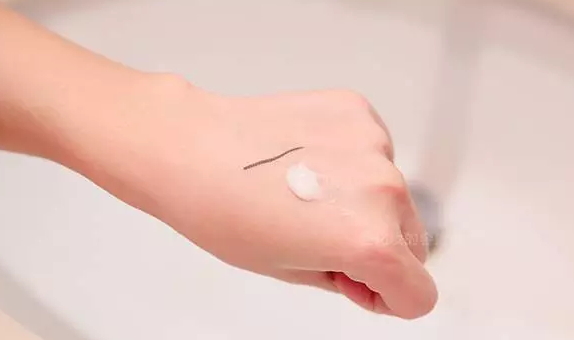 泰國(guó)sa ad na潔面儀怎么用？泰國(guó)sa ad na潔面儀使用方法