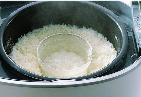 不用電飯鍋怎么煮飯？煮飯時(shí)飯和水的比例是多少