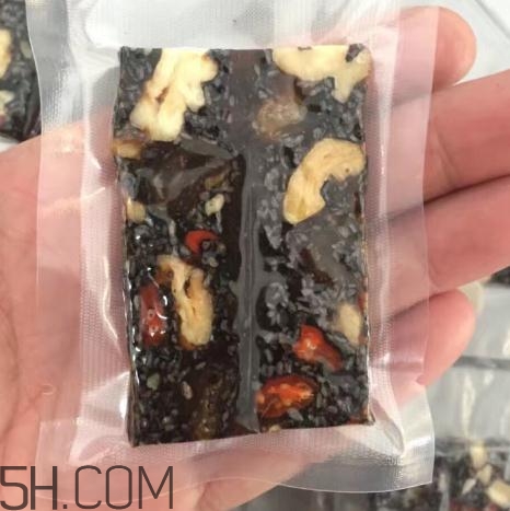 東阿阿膠可以空腹吃嗎？東阿阿膠吃了會(huì)發(fā)胖嗎？