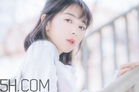 防曬乳需要卸妝嗎？防曬噴霧能用多久？