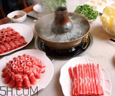 涮羊肉哪個部位最好吃？涮羊肉都有什么菜？