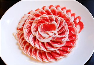 涮羊肉哪個(gè)部位最好吃？涮羊肉都有什么菜？