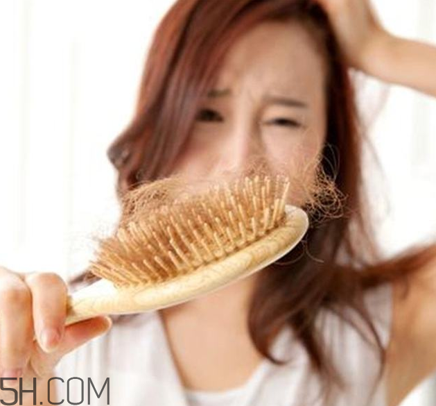 洗發(fā)水是酸性好還是堿性好？防止脫發(fā)的方法