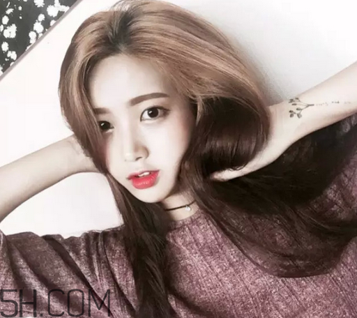 染發(fā)劑什么牌子最好？怎么延后補染頭發(fā)？