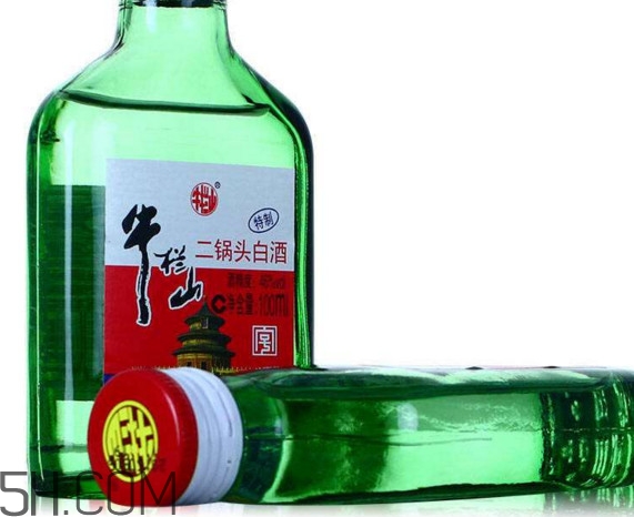 牛欄山二鍋頭是勾兌的嗎？百年牛欄山52度價(jià)格
