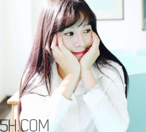 btw什么意思？女生說btw是什么意思？