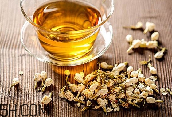 喝茉莉花茶有什么功效？茉莉花茶搭配什么沖泡好