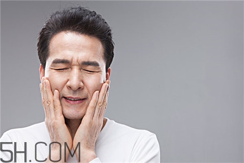 酒精肝能治好嗎？酒精肝早期什么癥狀？