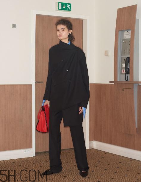 balenciaga巴黎世家2018度假系列怎么樣_好看嗎？