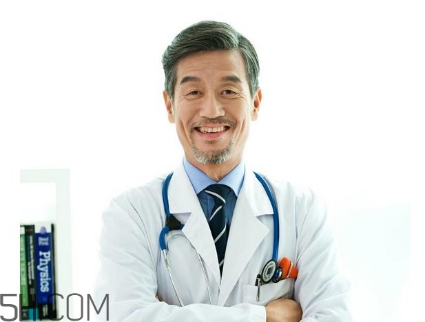 冠心病為什么會惡心？冠心病為什么左手會麻？