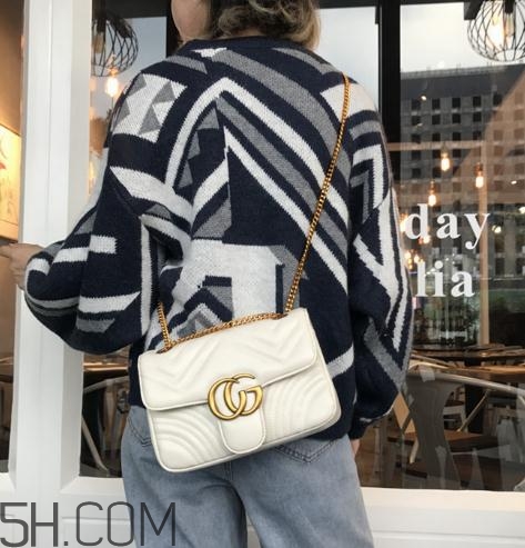 白色包包變黃了怎么辦？白色包包黑了怎么清洗？