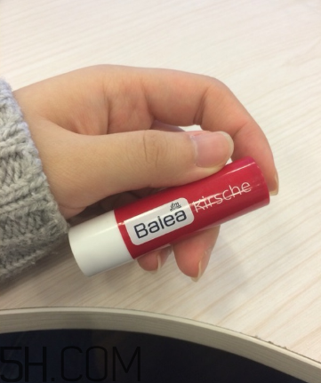 balea櫻桃潤唇膏好用嗎？balea櫻桃潤唇膏多少錢？