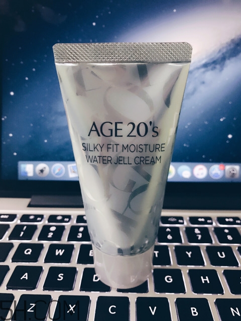 愛敬藍(lán)色氣墊怎么樣？愛敬和vant氣墊對比
