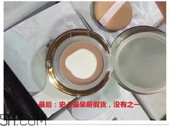 age20s氣墊好用嗎？age20愛(ài)敬水粉霜真假辨別對(duì)比圖