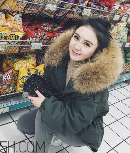 羽絨服毛領怎么清洗？羽絨服毛領怎么變蓬松？