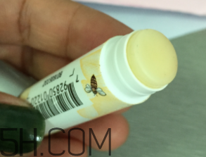 小蜜蜂細致修護唇膏怎么樣？好用嗎？
