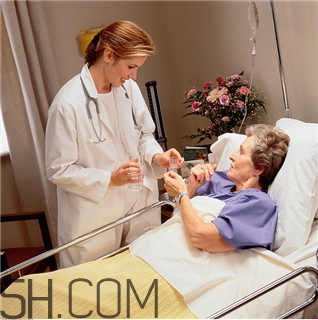 白內(nèi)障能治好嗎？白內(nèi)障能做二次手術(shù)嗎？