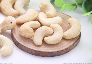 腰果是發(fā)物嗎？腰果有補(bǔ)腎的功效嗎