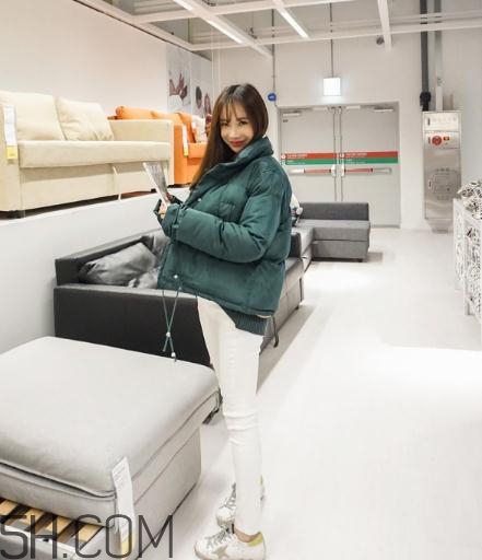 綠色羽絨服怎么搭配？綠色羽絨服搭配圖片